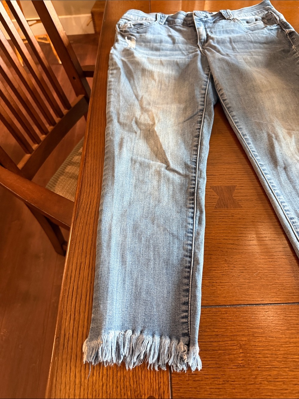 Democracy Light Blue Frayed Hem Ankle Jeans - Picture 3 of 7